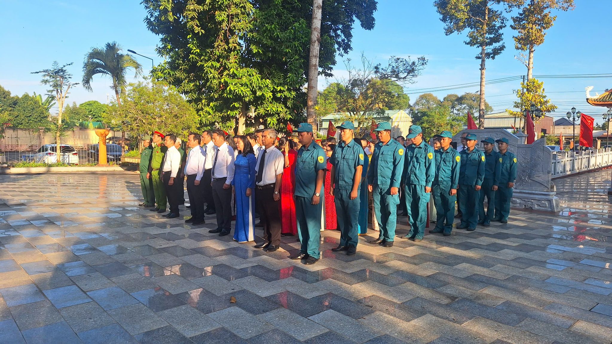 Xã Xuân Định long trọng tổ chức lễ viếng Đền thờ liệt sỹ nhân ngày 22/12