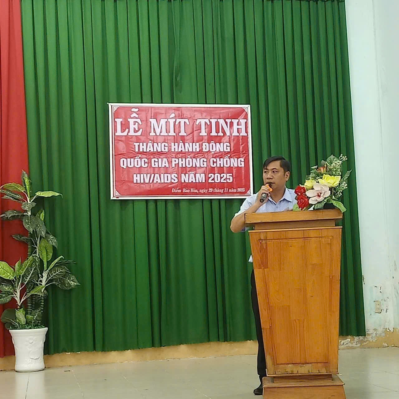 lễ mít tinh hưởng ứng Tháng hành động quốc gia phòng chống HIV/AIDS năm 2025