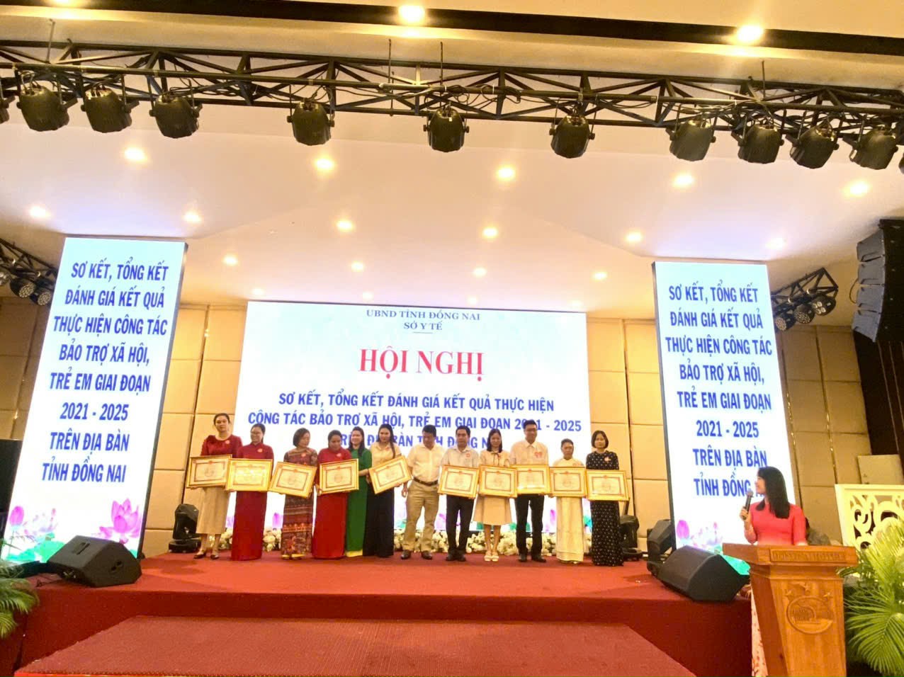 Xã Xuân Định nhận bằng khen tại Hội nghị sơ kết, tổng kết đánh giá kết quả thực hiện công tác bảo trợ xã hội, trẻ em giai đoạn 2021 – 2025 trên địa bàn tỉnh Đồng Nai.