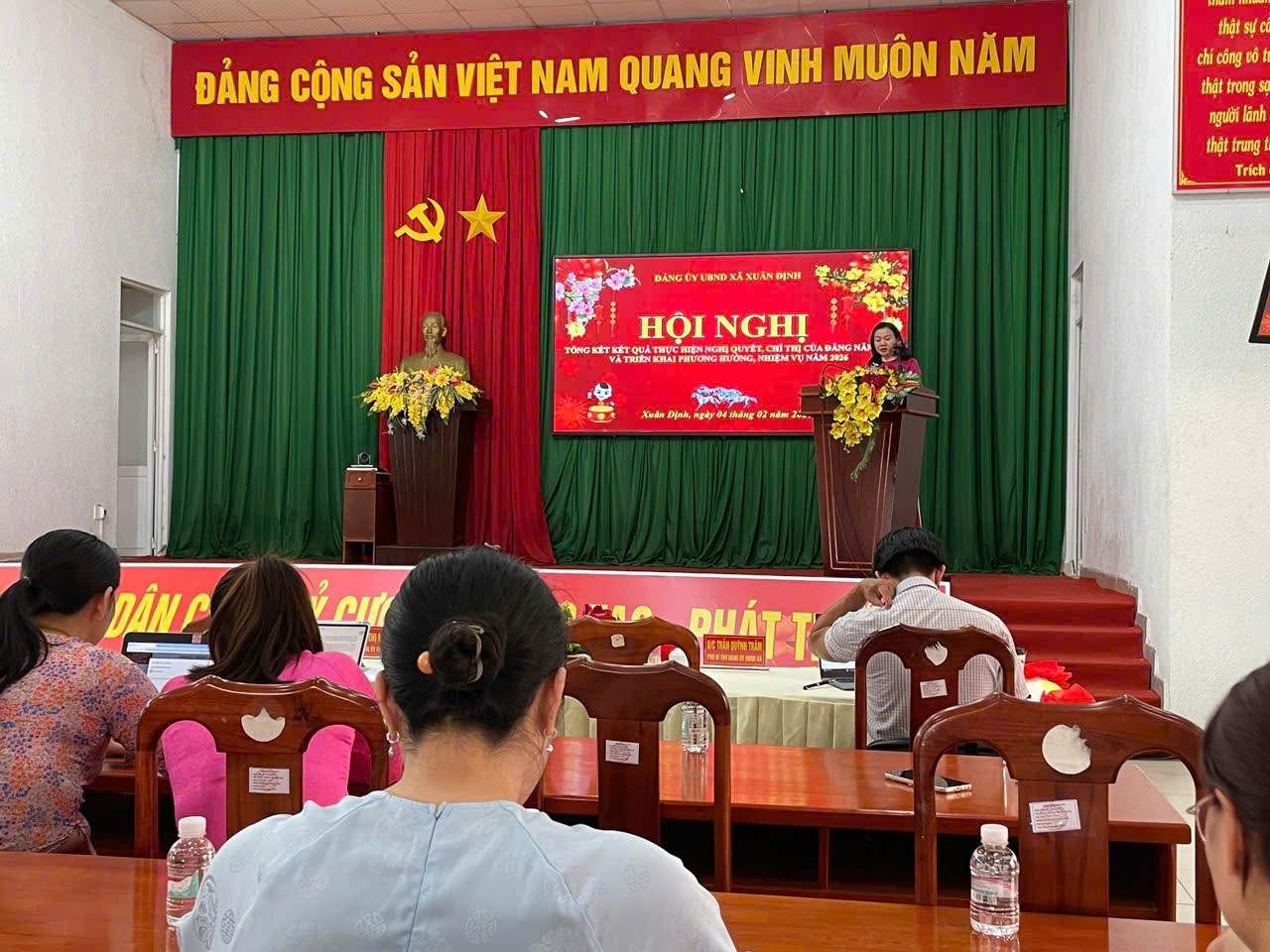 Phát biểu tại hội nghị, đồng chí Lê Thị Hiệp – Phó Bí thư Đảng ủy, Chủ tịch UBND xã