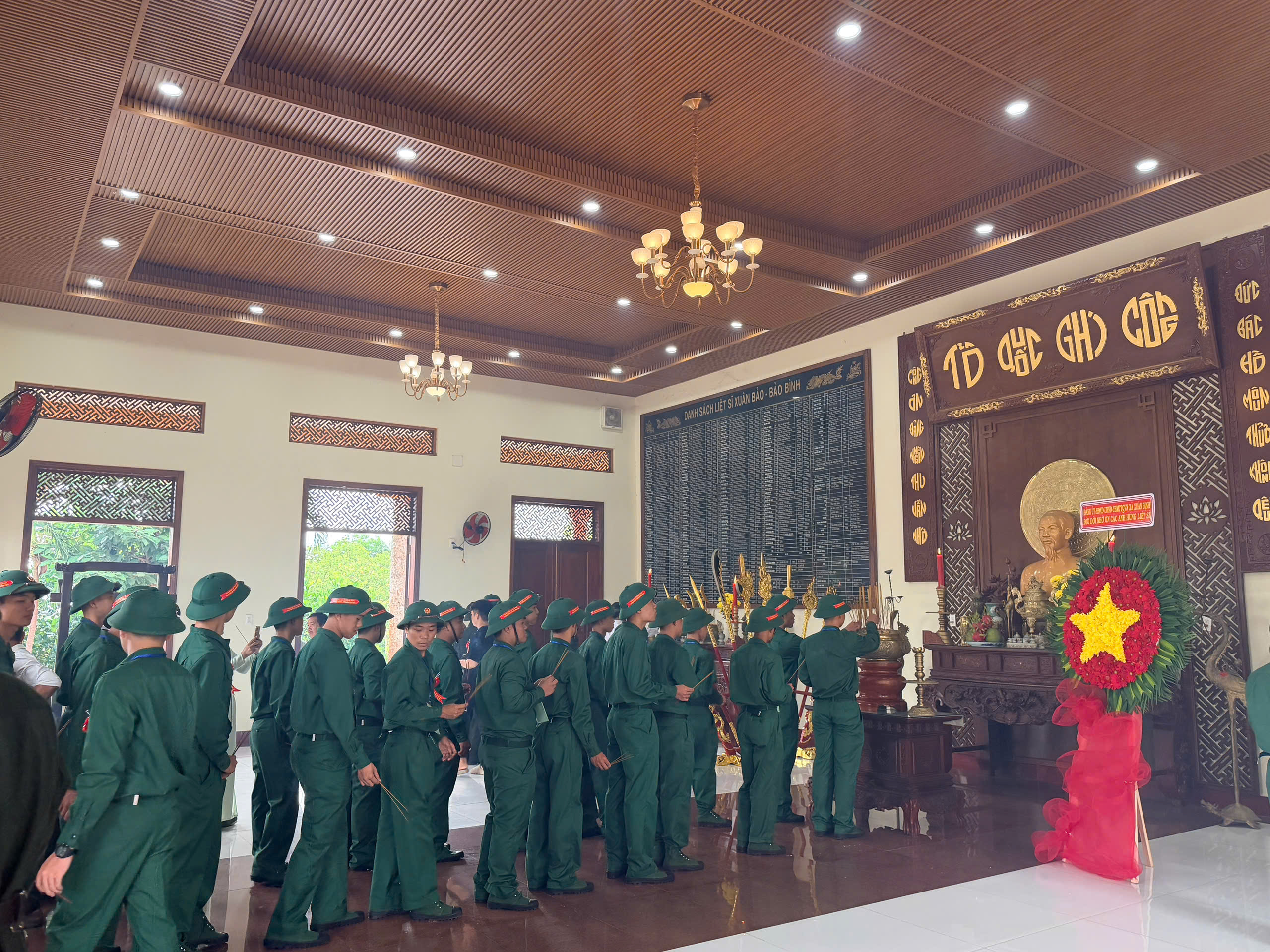 z7582287521189 d35b2b8d2f857dbfcae38a4945613128