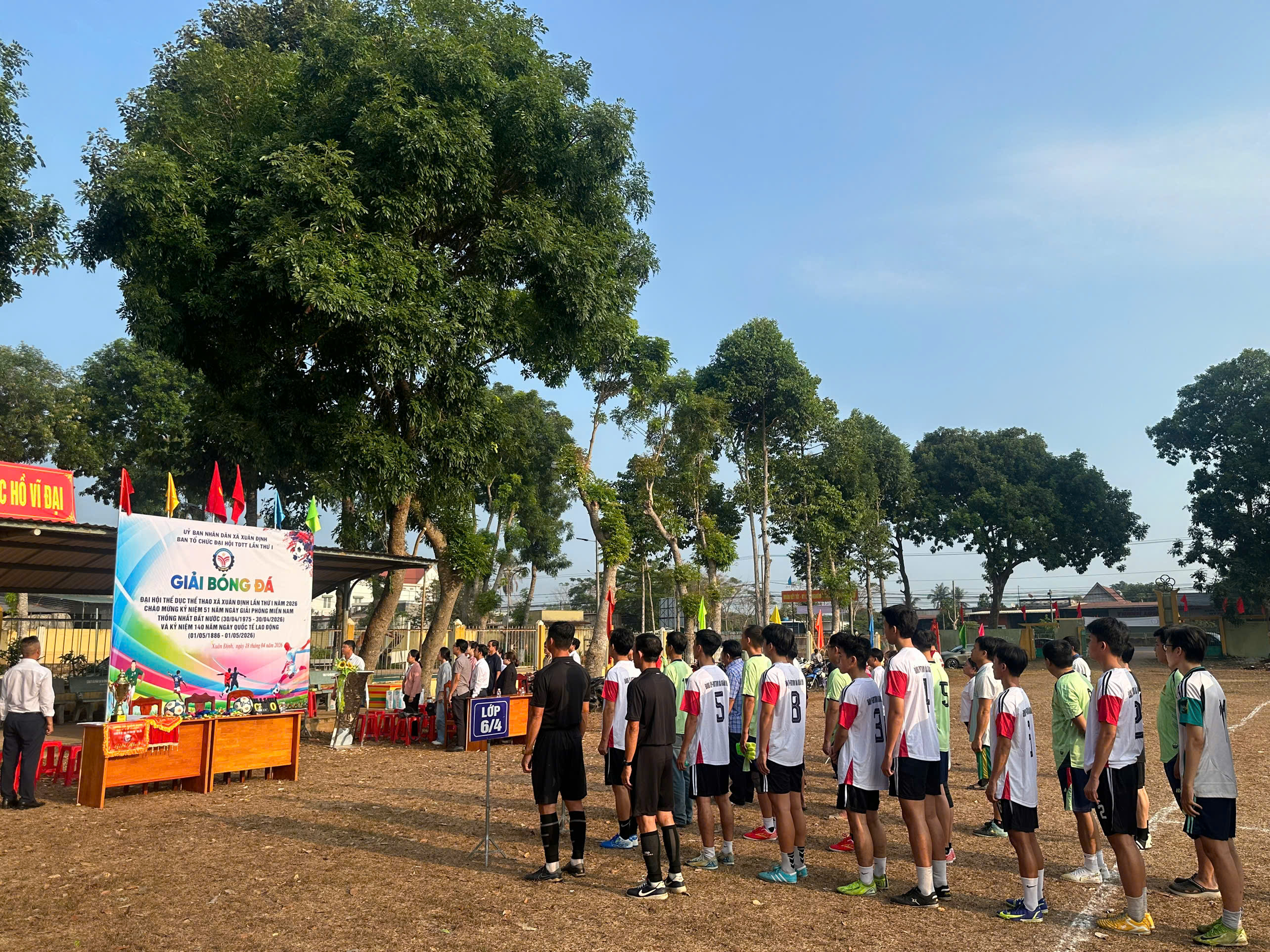 Khai mạc Giải bóng đá nam 7 người xã Xuân Định năm 2026