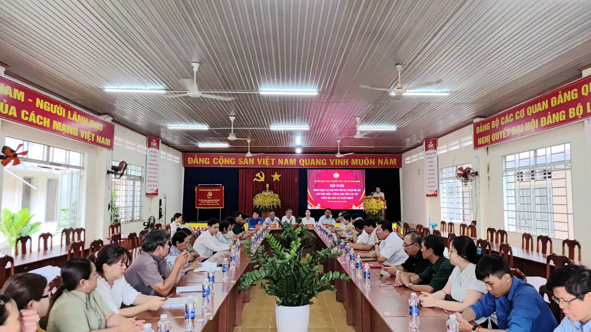 MTTQ VIỆT NAM XÃ XUÂN ĐỊNH TỔ CHỨC HỘI NGHỊ PHẢN BIỆN XÃ HỘI VỀ DỰ THẢO ĐỀ ÁN SẮP XẾP CÁC ẤP