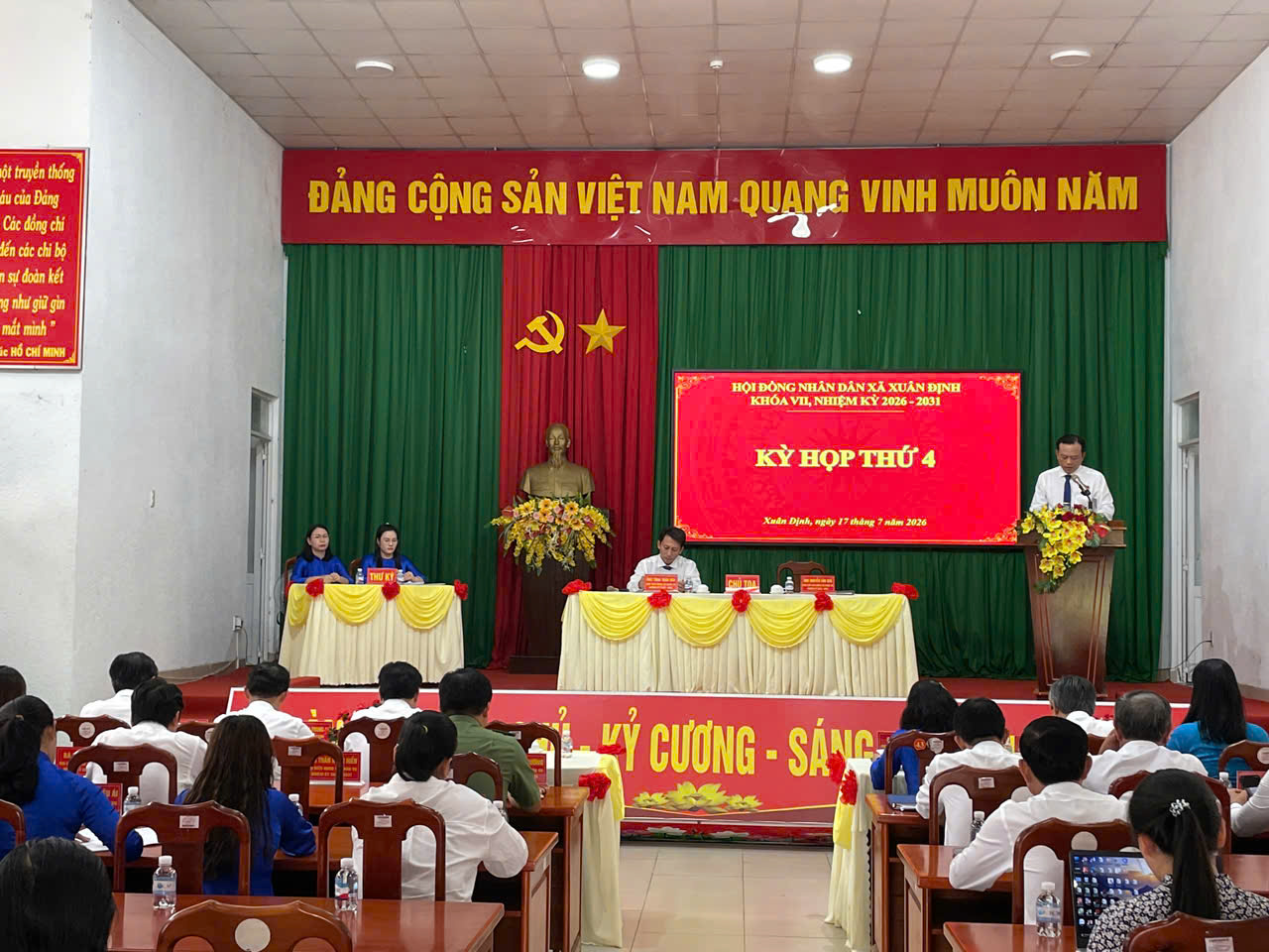 HỘI ĐỒNG NHÂN DÂN XÃ XUÂN ĐỊNH TỔ CHỨC THÀNH CÔNG KỲ HỌP THƯỜNG LỆ GIỮA NĂM KHÓA VII, NHIỆM KỲ 2026 – 2031