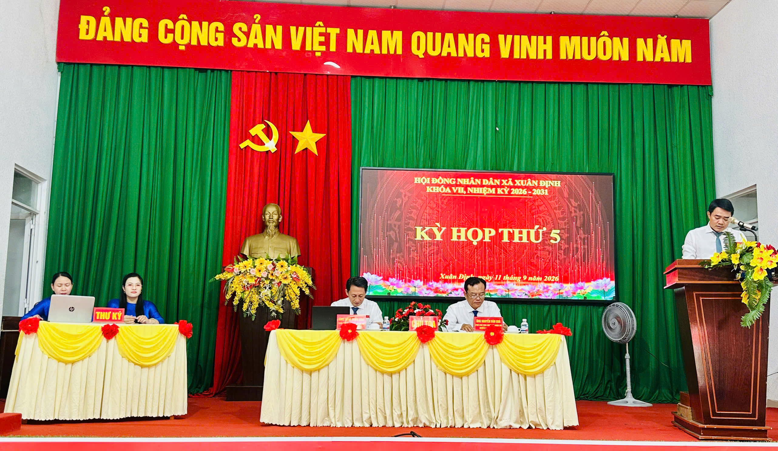 HỘI ĐỒNG NHÂN DÂN XÃ XUÂN ĐỊNH TỔ CHỨC KỲ HỌP THỨ 05  (KỲ HỌP CHUYÊN ĐỀ) HỘI ĐỒNG NHÂN DÂN XÃ  KHÓA VII, NHIỆM KỲ 2026–2031