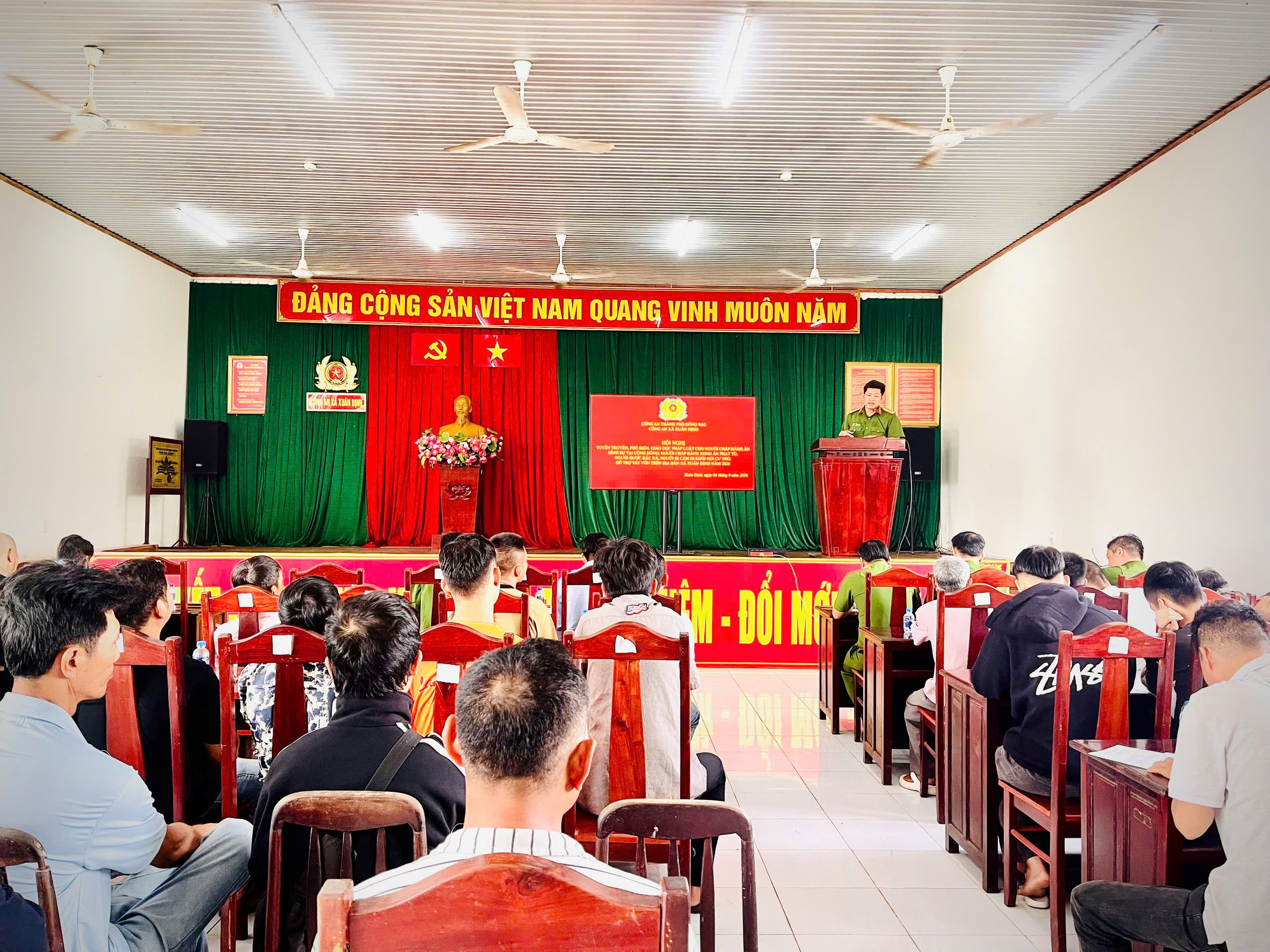 Toàn cảnh Hội nghị